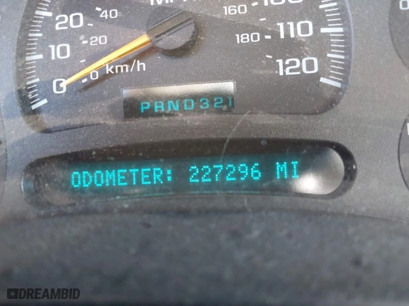 2004 GMC Sierra 1500 Crew Cab SLE with VIN 2GTEK13TX41394077, listed as a IAAI auction lot 42047304 with 227,296 mi miles. Bid and sale history available at carsss.com. Image 15.