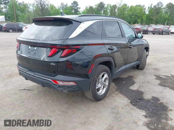 2024 Hyundai Tucson SEL with VIN 5NMJBCDE0RH297158, listed as a IAAI auction lot 42135540 with 39,015 mi miles. Bid and sale history available at carsss.com. Image 4.