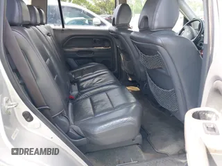 2008 Honda Pilot EX-L with VIN 5FNYF28558B016026, listed as a IAAI auction lot 42192781 with 271,829 mi miles and . Bid and sale history available at DreamBid. Image 8.