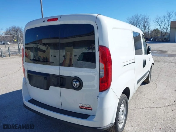 2022 Ram ProMaster City Wagon with VIN ZFBHRFAB8N6Y62014, listed as a IAAI auction lot 41716299 with 35,085 mi miles. Bid and sale history available at carsss.com. Image 4.
