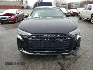 2022 Audi A8 with VIN WAULDAF88NN009542, listed as a Copart auction lot 82178363 with 0 mi miles and Clean Title. Bid and sale history available at carsss.com. Image 5.