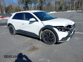 2022 Hyundai IONIQ 5 SEL with VIN KM8KNDAF3NU082824, listed as a IAAI auction lot 41720414 with 36,693 mi miles. Bid and sale history available at carsss.com. Image 1.