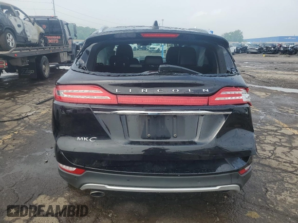 2019 Lincoln MKC Reserve with VIN 5LMCJ3D92KUL35060, listed as a Copart auction lot 59859835 with 44,831 mi miles and Clean title. Bid and sale history available at DreamBid. Image 6.