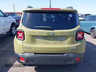 2015 Jeep Renegade Latitude with VIN ZACCJBBT7FPB35993, listed as a IAAI auction lot 42055165 with 65,413 mi miles. Bid and sale history available at carsss.com. Image 17.