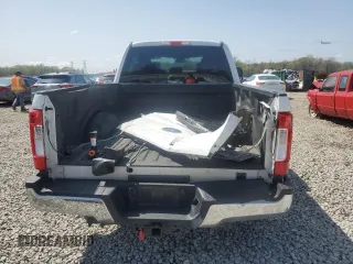 2018 Ford Super Duty F-250 SRW XL with VIN 1FT7W2BT6JEC36382, listed as a Copart auction lot 50999365 with 174,298 mi miles and Salvage Title. Bid and sale history available at carsss.com. Image 6.