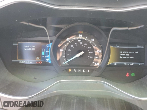 2015 Ford Fusion SE Hybrid with VIN 3FA6P0LU4FR151426, listed as a Copart auction lot 61270135 with 236,223 mi miles and Salvage title. Bid and sale history available at DreamBid. Image 9.
