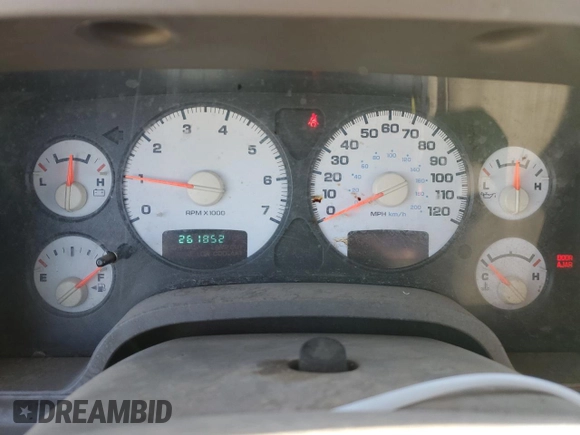 2002 Dodge 1500 with VIN 1D7HA16K22J221925, listed as a Copart auction lot 42262995 with 261,852 mi miles and Clean Title. Bid and sale history available at DreamBid. Image 9.