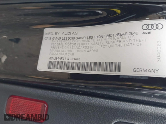 2018 Audi S4 Premium Plus with VIN WAUB4AF41JA233441, listed as a IAAI auction lot 42032077 with 68,316 mi miles. Bid and sale history available at carsss.com. Image 9.