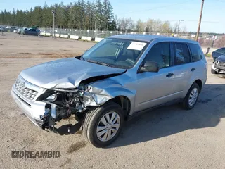 2013 Subaru Forester 2.5X with VIN JF2SHBAC8DH440224, listed as a IAAI auction lot 41963998 with 135,756 mi miles. Bid and sale history available at carsss.com. Image 2.
