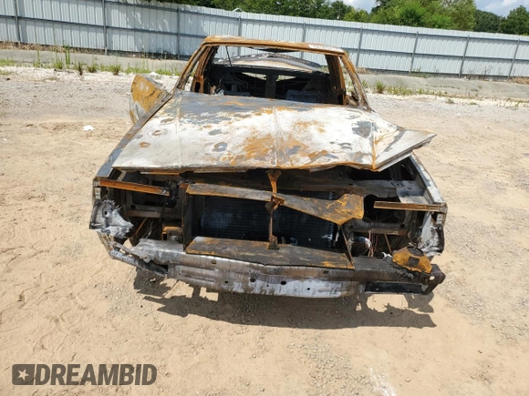 1985 Chevrolet Monte Carlo Sport SS с VIN 1G1GZ37GXFR115095, выставлен на аукционе Copart как лот 62680814 с пробегом Не указан миль и На запчасти • Non repairable. История ставок и продаж доступна на DreamBid. Изображение 5.