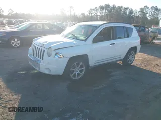 2007 Jeep Compass Limited with VIN 1J8FF57W07D193729, listed as a IAAI auction lot 41337781 with 173,928 mi miles. Bid and sale history available at carsss.com. Image 2.
