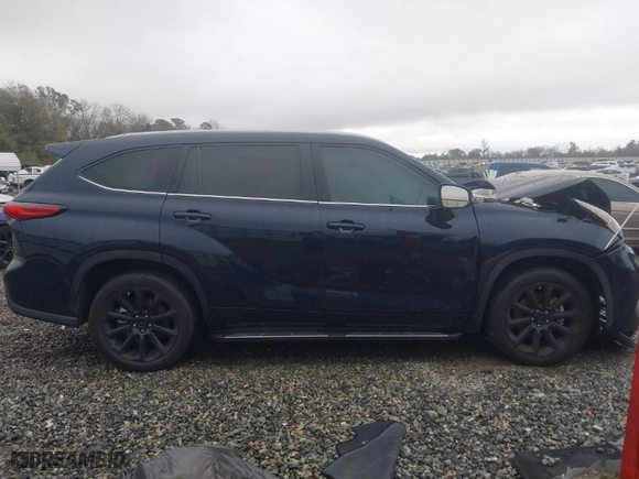 2023 Toyota Highlander L with VIN 5TDKDRAH3PS043096, listed as a IAAI auction lot 41258423 with 30,577 mi miles. Bid and sale history available at carsss.com. Image 14.
