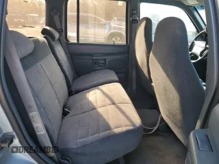 1996 Ford Explorer XL с VIN 1FMDU34X9TZA13792, выставлен на аукционе Copart как лот 58668525 с пробегом 123 231 миль миль и Списание • Salvage title. История ставок и продаж доступна на DreamBid. Изображение 11.