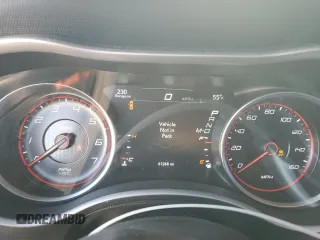 2018 Dodge Charger R/T z VIN 2C3CDXCT1JH238912, wystawiony jako Copart lot #52593505 z przebiegiem 61 268 mil mil oraz Szkoda całkowita • Salvage title. Historia ofert i sprzedaży dostępna na DreamBid. Obrazek 9.