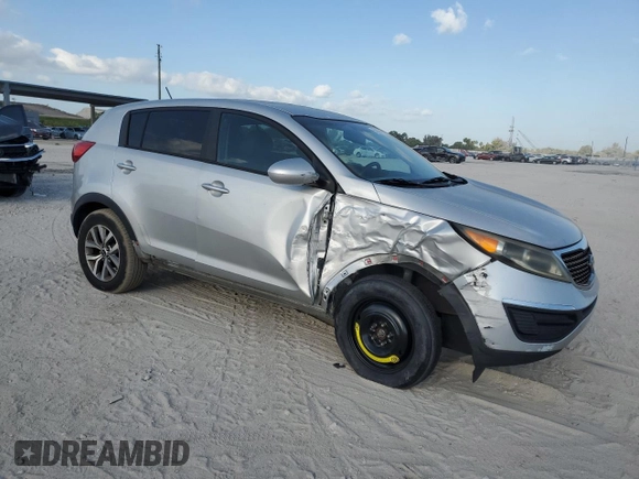 2014 Kia Sportage LX with VIN KNDPB3AC2E7640793, listed as a Copart auction lot 55208535 with 147,954 mi miles and Salvage Title. Bid and sale history available at carsss.com. Image 4.