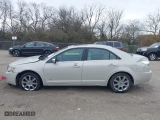 2007 Lincoln MKZ with VIN 3LNHM28T67R620942, listed as a IAAI auction lot 41929687 with 123,508 mi miles. Bid and sale history available at carsss.com. Image 15.