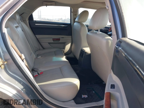 2006 Chrysler 300 Touring with VIN 2C3LA53G66H170047, listed as a IAAI auction lot 42135663 with 215,285 mi miles. Bid and sale history available at carsss.com. Image 8.