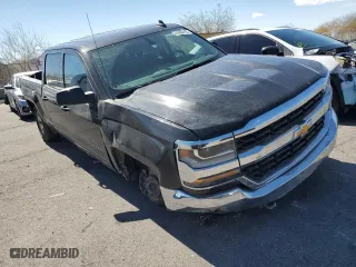 2018 Chevrolet Silverado 1500 LT with VIN 3GCUKREC4JG516524, listed as a Copart auction lot 49420155 with 143,295 mi miles and Salvage Title. Bid and sale history available at carsss.com. Image 4.