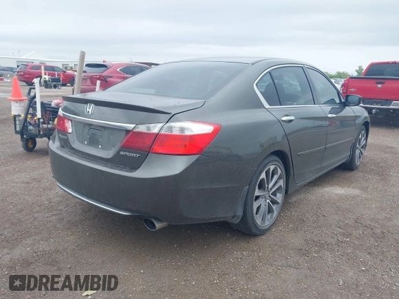 2014 Honda Accord Sedan Sport with VIN 1HGCR2F51EA005048, listed as a IAAI auction lot 41943732 with 221,068 mi miles. Bid and sale history available at carsss.com. Image 4.