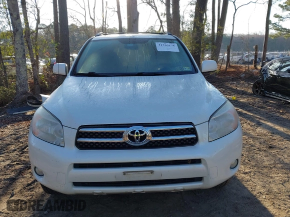 2008 Toyota RAV4 Ltd with VIN JTMZD31V285115124, listed as a IAAI auction lot 41769176 with 125,323 mi miles. Bid and sale history available at carsss.com. Image 13.
