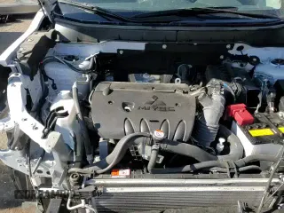 2024 Mitsubishi Outlander S with VIN JA4ARUAUXRU009002, listed as a Copart auction lot 84249245 with 37,764 mi miles and Salvage title. Bid and sale history available at DreamBid. Image 15.