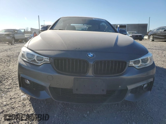 2017 BMW 4 Series 430i xDrive z VIN WBA4U9C35H5H64585, wystawiony jako Copart lot #83144214 z przebiegiem 103 409 mil mil oraz Szkoda całkowita • Salvage title. Historia ofert i sprzedaży dostępna na DreamBid. Obrazek 5.