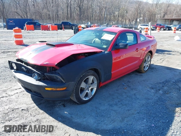 2007 Ford Mustang GT Deluxe with VIN 1ZVFT82H175367454, listed as a IAAI auction lot 41585612 with 210,182 mi miles. Bid and sale history available at carsss.com. Image 19.