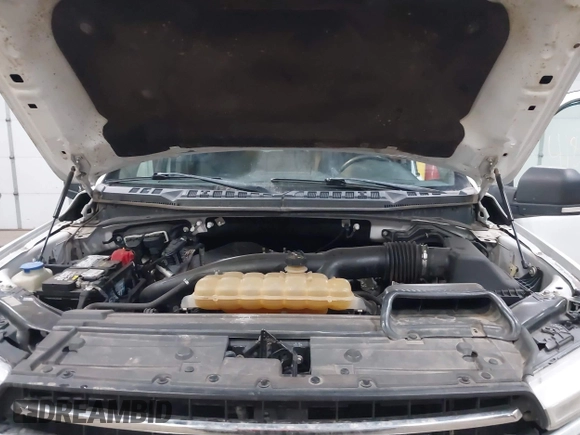 2018 Ford F-150 XL with VIN 1FTFX1EGXJFC55772, listed as a IAAI auction lot 41836766 with 174,882 mi miles and . Bid and sale history available at DreamBid. Image 10.