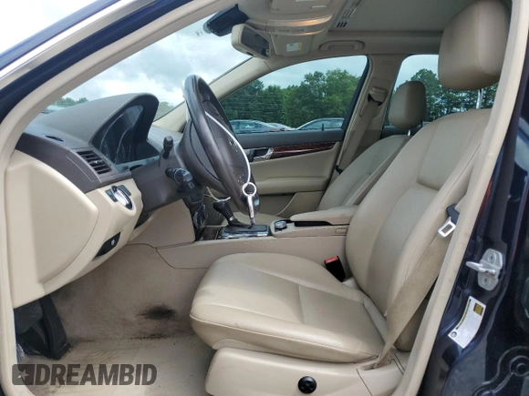 2011 Mercedes-Benz C 300 Sport with VIN WDDGF8BB7BR158950, listed as a Copart auction lot 58718405 with 123,383 mi miles and Salvage title. Bid and sale history available at DreamBid. Image 7.