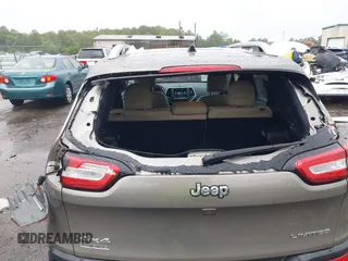2017 Jeep Cherokee High Altitude z VIN 1C4PJMDS2HW614796, wystawiony jako IAAI lot #42341592 z przebiegiem 97 301 mil mil oraz . Historia ofert i sprzedaży dostępna na DreamBid. Obrazek 17.