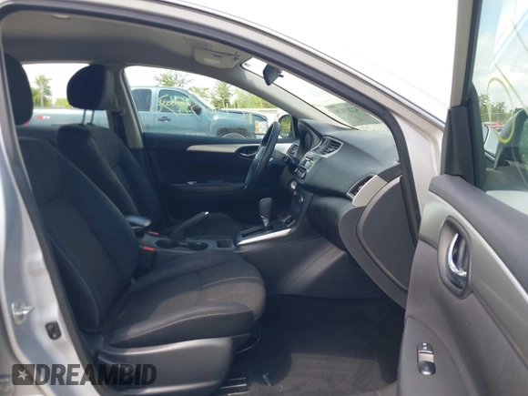 2017 Nissan Sentra S с VIN 3N1AB7AP9HY387249, выставлен на аукционе IAAI как лот 42263870 с пробегом 164 281 миль миль и . История ставок и продаж доступна на DreamBid. Изображение 5.