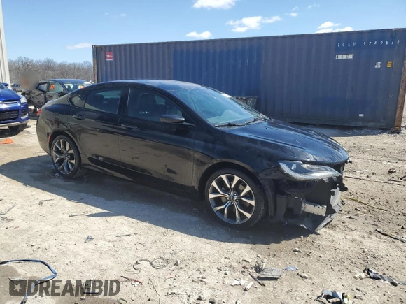2015 Chrysler 200 S with VIN 1C3CCCBB7FN557539, listed as a Copart auction lot 52208975 with 169,877 mi miles and Clean Title. Bid and sale history available at DreamBid. Image 4.