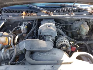 2000 Chevrolet Silverado 1500 LS with VIN 2GCEK19T7Y1200537, listed as a IAAI auction lot 41503486 with 191,143 mi miles. Bid and sale history available at carsss.com. Image 10.