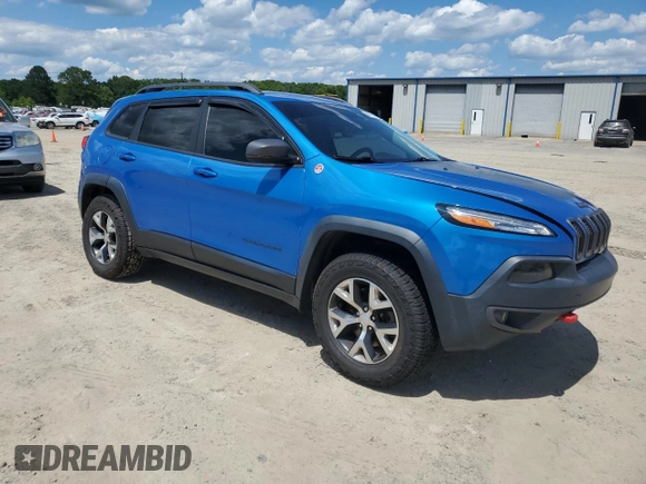 2018 Jeep Cherokee Trailhawk with VIN 1C4PJMBB4JD526014, listed as a Copart auction lot 58728255 with 76,655 mi miles and Salvage title. Bid and sale history available at DreamBid. Image 4.