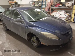 2010 Mazda 6 i Sport with VIN 1YVHZ8BH4A5M18294, listed as a IAAI auction lot 41329506 with 137,876 mi miles. Bid and sale history available at carsss.com. Image 1.