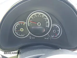 2015 Volkswagen Beetle Fleet Edition с VIN 3VWF17AT5FM653399, выставлен на аукционе IAAI как лот 42303188 с пробегом Не указан миль и . История ставок и продаж доступна на DreamBid. Изображение 7.
