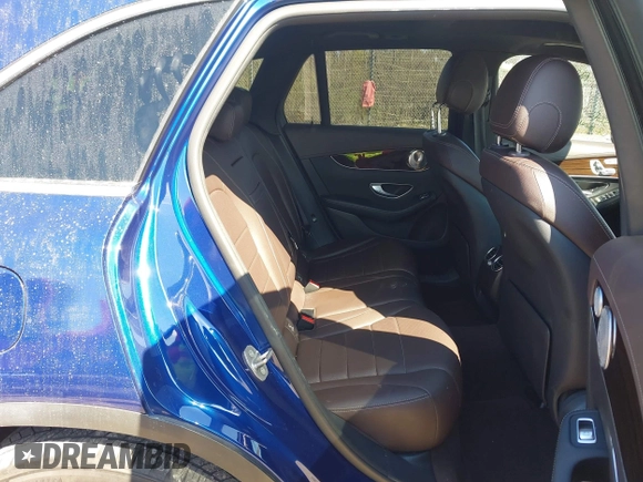 2017 Mercedes-Benz GLC with VIN WDC0G4JB8HF131862, listed as a IAAI auction lot 42109293 with 68,469 mi miles. Bid and sale history available at carsss.com. Image 8.