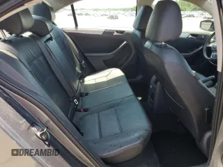 2013 Volkswagen Jetta SE с VIN 3VWDX7AJ2DM277519, выставлен на аукционе Copart как лот 55240695 с пробегом 161 607 миль миль и Списание • Salvage title. История ставок и продаж доступна на DreamBid. Изображение 10.