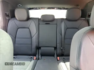 2023 Porsche Cayenne с VIN WP1AA2AY5PDA11157, выставлен на аукционе Copart как лот 49163395 с пробегом 11 085 миль миль и Списание • Salvage title. История ставок и продаж доступна на DreamBid. Изображение 10.