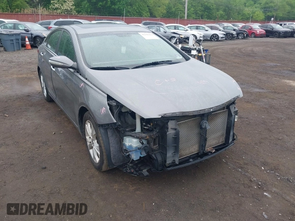 2011 Hyundai Sonata Limited z VIN 5NPEC4AC7BH304445, wystawiony jako IAAI lot #42240429 z przebiegiem 126 657 mil mil oraz . Historia ofert i sprzedaży dostępna na DreamBid. Obrazek 17.