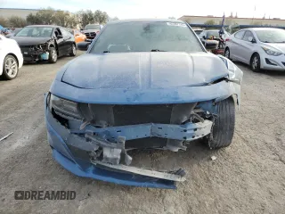 2020 Dodge Charger SXT with VIN 2C3CDXBGXLH219895, listed as a Copart auction lot 45387745 with 39,778 mi miles and Salvage Title. Bid and sale history available at DreamBid. Image 5.