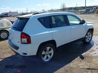 2015 Jeep Compass Latitude with VIN 1C4NJDEB7FD120738, listed as a IAAI auction lot 41878045 with 128,393 mi miles. Bid and sale history available at carsss.com. Image 4.