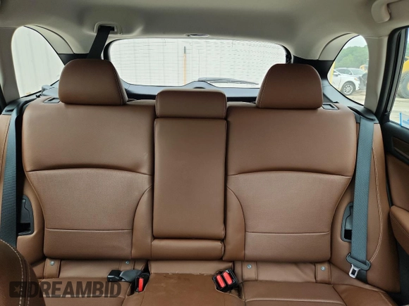 2018 Subaru Outback Touring with VIN 4S4BSATCXJ3209563, listed as a Copart auction lot 62117675 with 72,408 mi miles and Clean title. Bid and sale history available at DreamBid. Image 10.