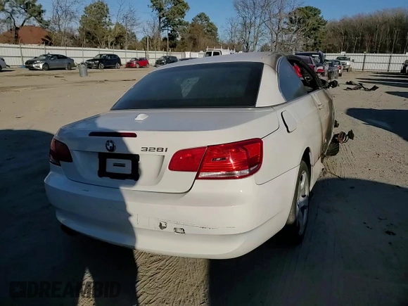 2009 BMW 3 Series 328i с VIN WBAWL13509PX25341, выставлен на аукционе Copart как лот 42508345 с пробегом Не указан миль и Списание • Salvage title. История ставок и продаж доступна на DreamBid. Изображение 10.