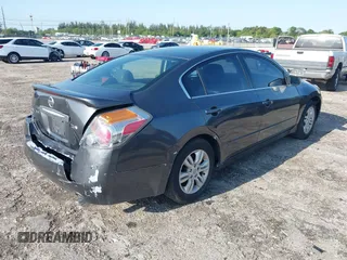 2012 Nissan Altima 2.5 S with VIN 1N4AL2AP7CC226872, listed as a IAAI auction lot 41989447 with 100,615 mi miles. Bid and sale history available at carsss.com. Image 4.