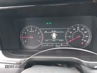 2022 Kia Sorento LX with VIN 5XYRG4LC3NG152579, listed as a IAAI auction lot 42092276 with 77,101 mi miles and . Bid and sale history available at DreamBid. Image 7.