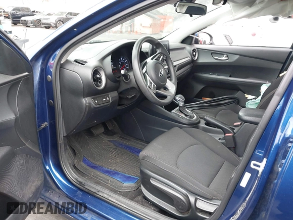 2021 Kia Forte LXS with VIN 3KPF24AD6ME278962, listed as a IAAI auction lot 42412267 with 38,158 mi miles and . Bid and sale history available at DreamBid. Image 19.