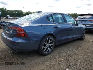 2020 Volvo S60 Momentum with VIN 7JR102FK2LG045625, listed as a Copart auction lot 64000994 with 50,014 mi miles and Salvage Title. Bid and sale history available at carsss.com. Image 3.