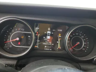 2020 Jeep Gladiator Mojave с VIN 1C6JJTEG4LL206635, выставлен на аукционе Copart как лот 57681805 с пробегом 112 161 миль миль и Списание • Salvage title. История ставок и продаж доступна на DreamBid. Изображение 9.