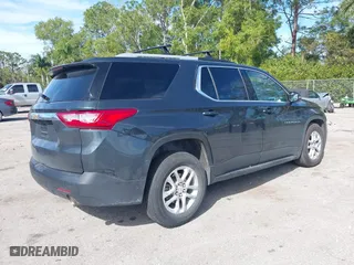 2018 Chevrolet Traverse LT Cloth with VIN 1GNEVGKW1JJ265935, listed as a IAAI auction lot 41425361 with 70,397 mi miles. Bid and sale history available at carsss.com. Image 4.